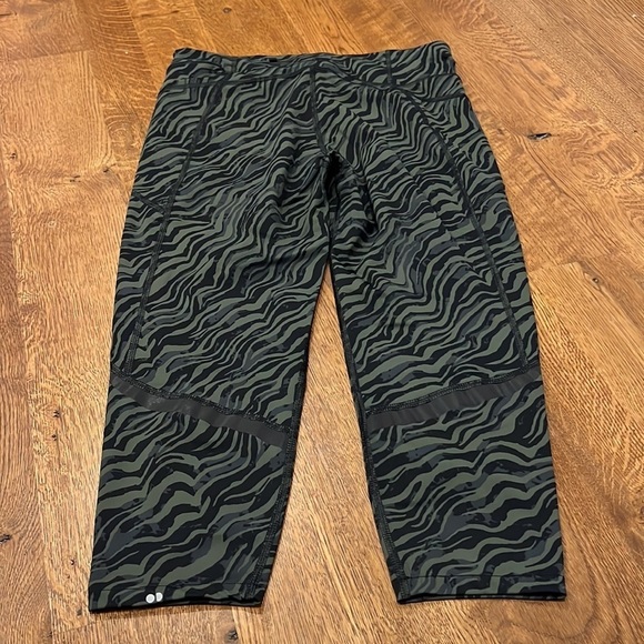 Sweaty Betty Women’s Green and Black Leggings Size Extra Large - Picture 3 of 5
